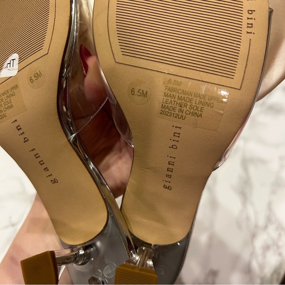 Gianni Bini Alana Clear Flower Dress Sandals - Picture 3 of 10